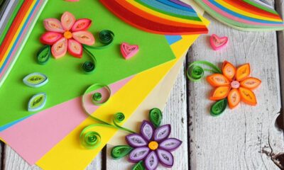 Fiori con il quilling o filigrana di carta